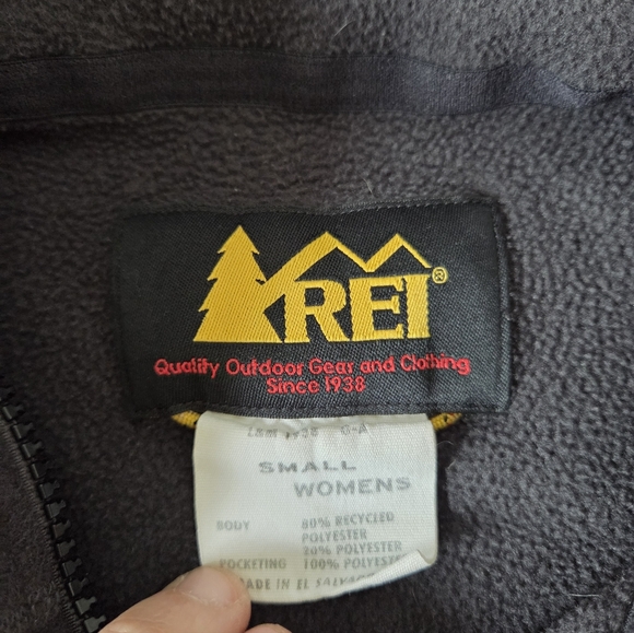 Fleece - Picture 2 of 3